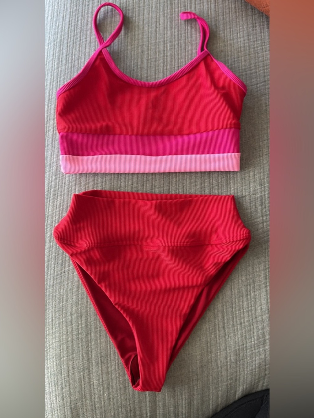 NWOT, Beach Riot Bikini SET Ribbed Colorblock Swim - Picture 2 of 9